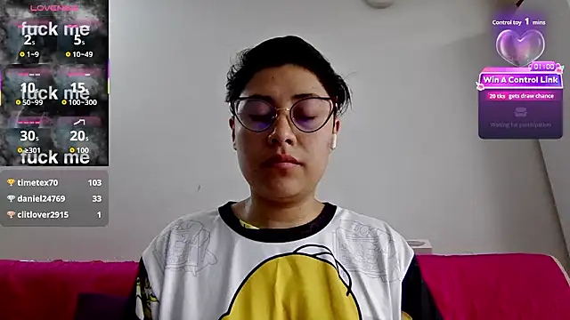 Juliexxxxtasy online show from 13, 2, 2026