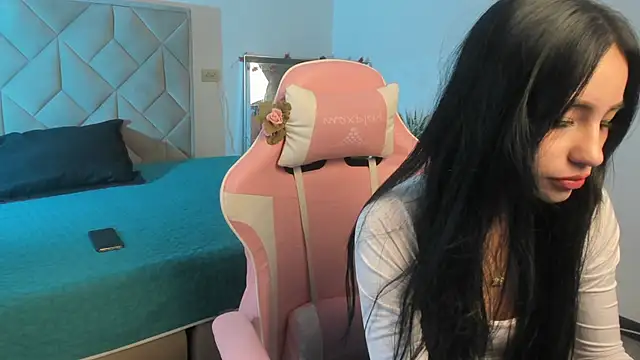 Chloe Miller 2 online show from 13, 2, 2026