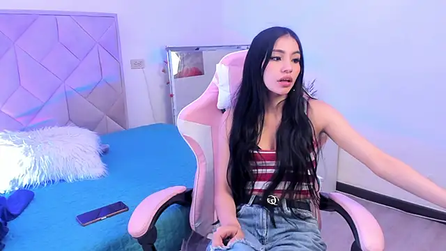 Chloe Miller 2 online show from 26, 2, 2026