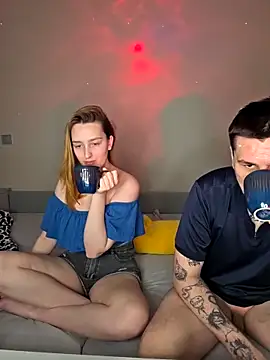 ToxyFoxyy online show from 11, 2, 2026