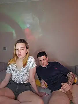 ToxyFoxyy online show from 9, 2, 2026