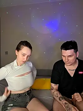 ToxyFoxyy online show from 6, 2, 2026