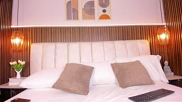 LisaLain online show from 18, 4, 2026