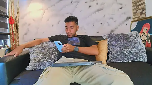 Max Hornye online show from 11, 4, 2026