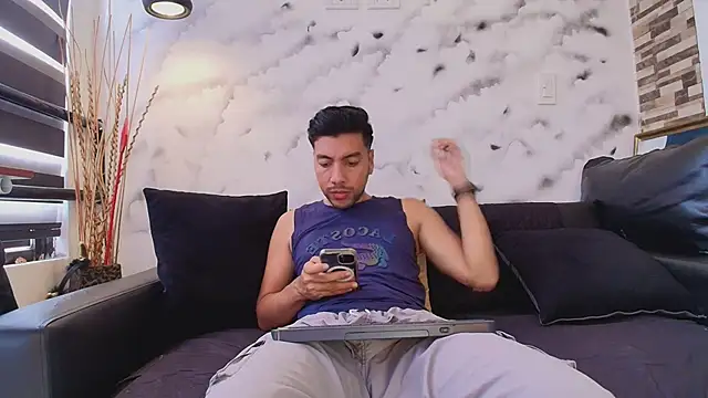 Max Hornye online show from 18, 4, 2026