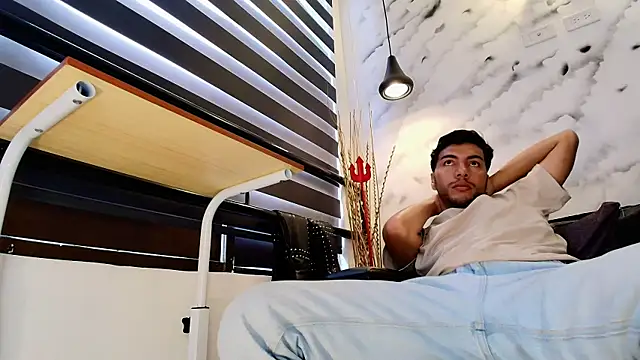 Max Hornye online show from 21, 2, 2026