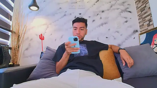 Max Hornye online show from 25, 3, 2026