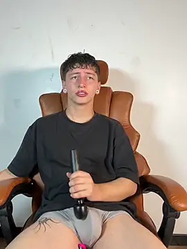 ARON LUXX online show from 20, 3, 2026