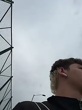 ARON LUXX online show from 23, 4, 2026