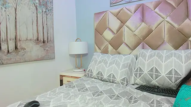 CandyLips 4 online show from 23, 2, 2026