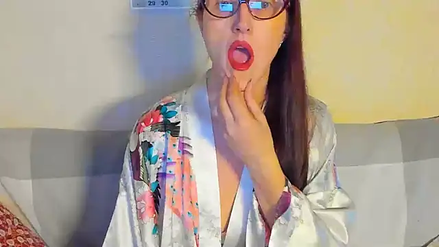 beddable woman online show from 8, 5, 2026