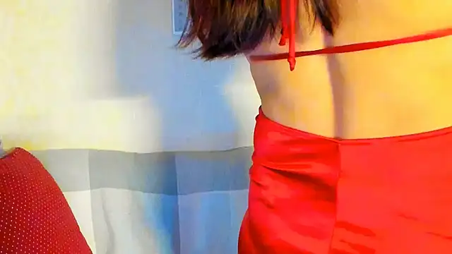 beddable woman online show from 18, 4, 2026