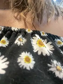 BabyKathy online show from 8, 4, 2026