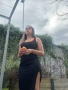 BabyKathy online show from 6, 4, 2026