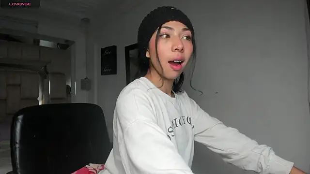 Snapshot of Eva_cute7 chatting on 11, 3, 2026 Eva cute7 online show from 11, 3, 2026