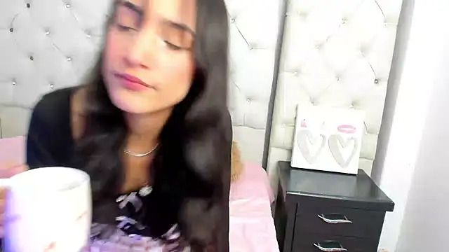 Sara Russell online show from 10, 4, 2026