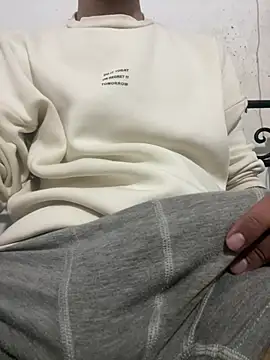 h4k1m33 online show from 4, 2, 2026