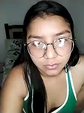 hotbrunette25 online show from 22, 2, 2026