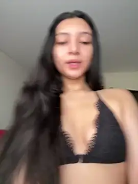 Snapshot of Chinicr18 chatting on 28, 5, 2026 Chinicr18 online show from 28, 5, 2026