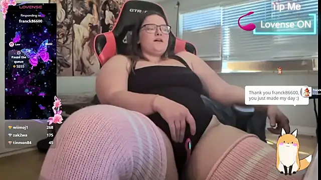 lillythotz online show from 3, 4, 2026