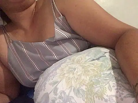 lady candy85 online show from 4, 2, 2026