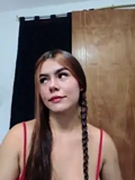 EmiNavarro online show from 11, 7, 2026