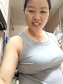 Jennie dogy online show from 6, 4, 2026