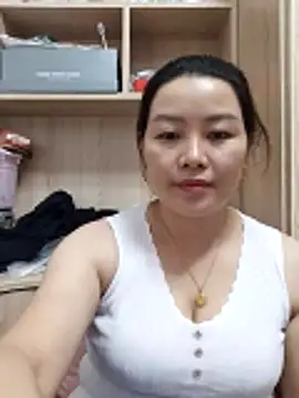 Jennie dogy online show from 10, 6, 2026