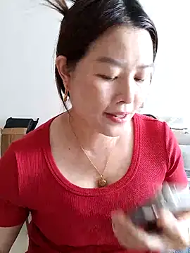 Jennie dogy online show from 6, 5, 2026