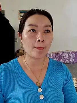 Jennie dogy online show from 3, 5, 2026