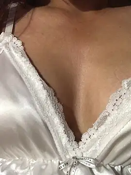 Snapshot of Cheng_baby chatting on 1, 5, 2026 Cheng baby online show from 1, 5, 2026