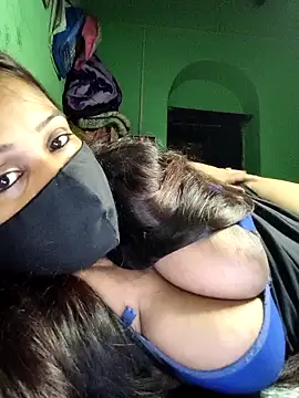 V-Hot-Suity online show from 28, 3, 2026