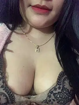 Violet pusy online show from 7, 2, 2026