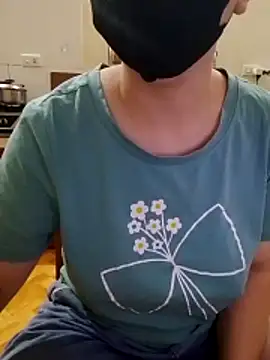 LiilyZi online show from 21, 4, 2026