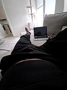 Tommyzzzzzz online show from 8, 2, 2026