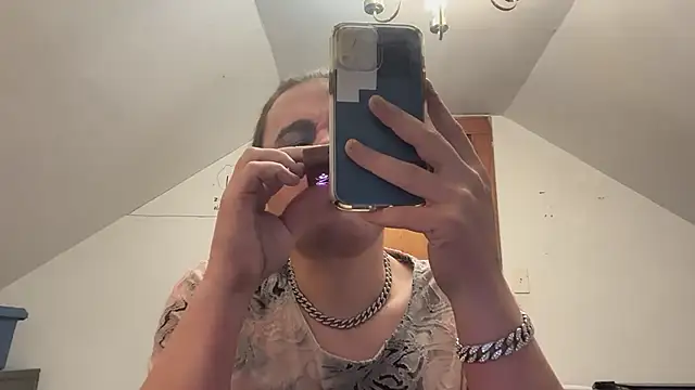 RaeganV online show from 23, 2, 2026