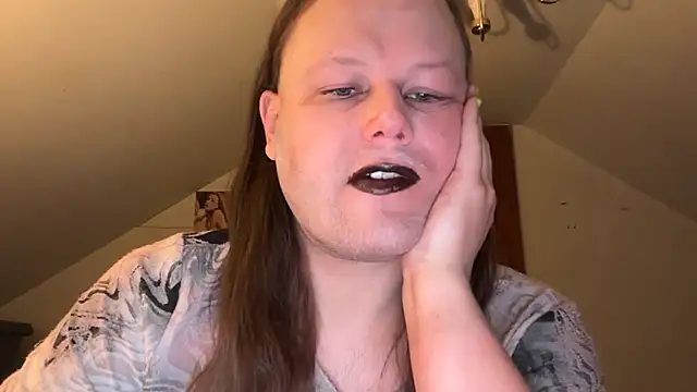 RaeganV online show from 3, 3, 2026