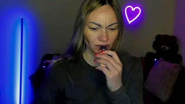 BlondMikey22 online show from 3, 5, 2026