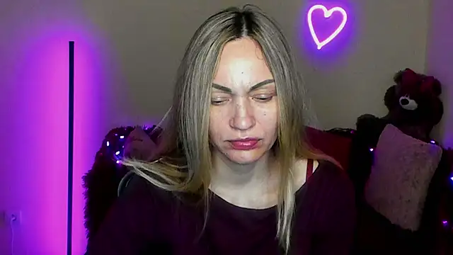 BlondMikey22 online show from 4, 4, 2026