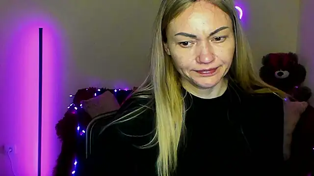 BlondMikey22 online show from 22, 4, 2026
