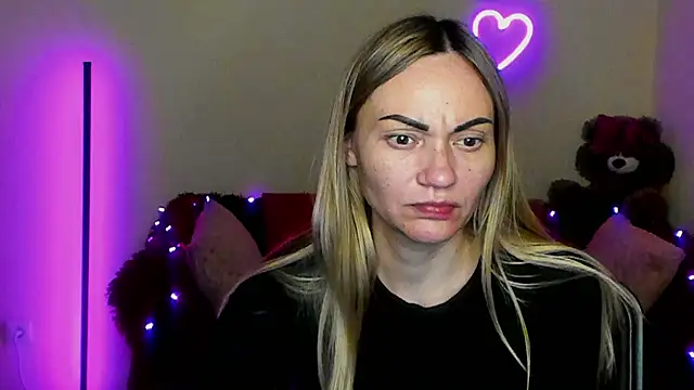 BlondMikey22 online show from 18, 4, 2026