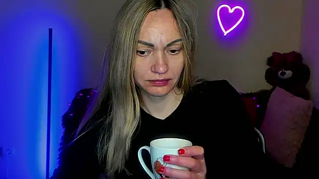 BlondMikey22 online show from 9, 4, 2026