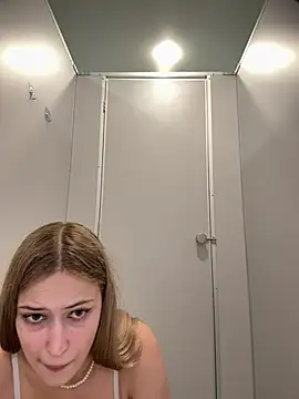 blonde exe online show from 11, 7, 2026