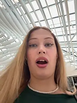 blonde exe online show from 11, 6, 2026