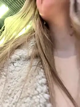 blonde exe online show from 21, 4, 2026