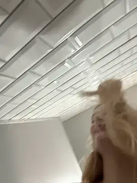 blonde exe online show from 28, 2, 2026