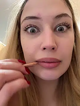 blonde exe online show from 20, 3, 2026