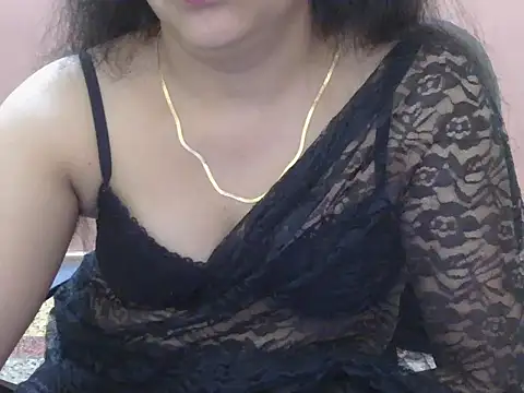 Cute Sheetal online show from 5, 3, 2026