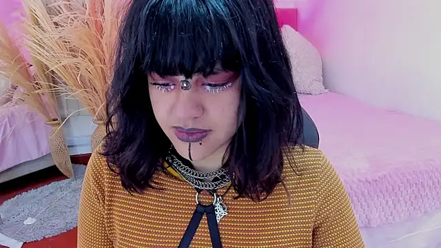 Nahemot sadish online show from 7, 3, 2026