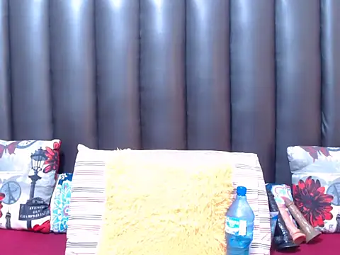 MissConniexxx online show from 28, 2, 2026